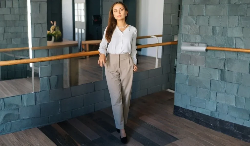 Business wear for Woman uae